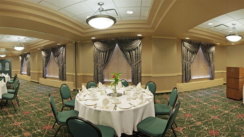 Western Premier Denham & Hotel 3*