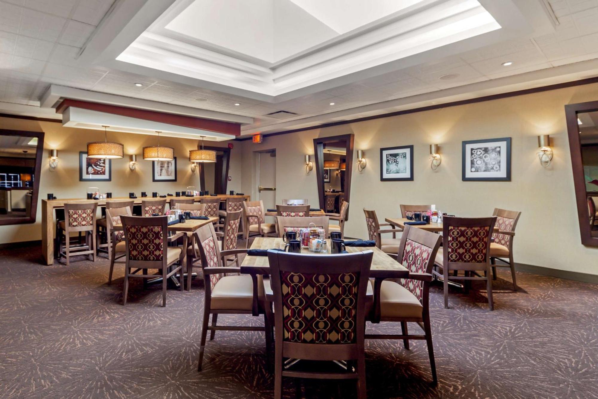 Hotel Western Premier Denham & 3*