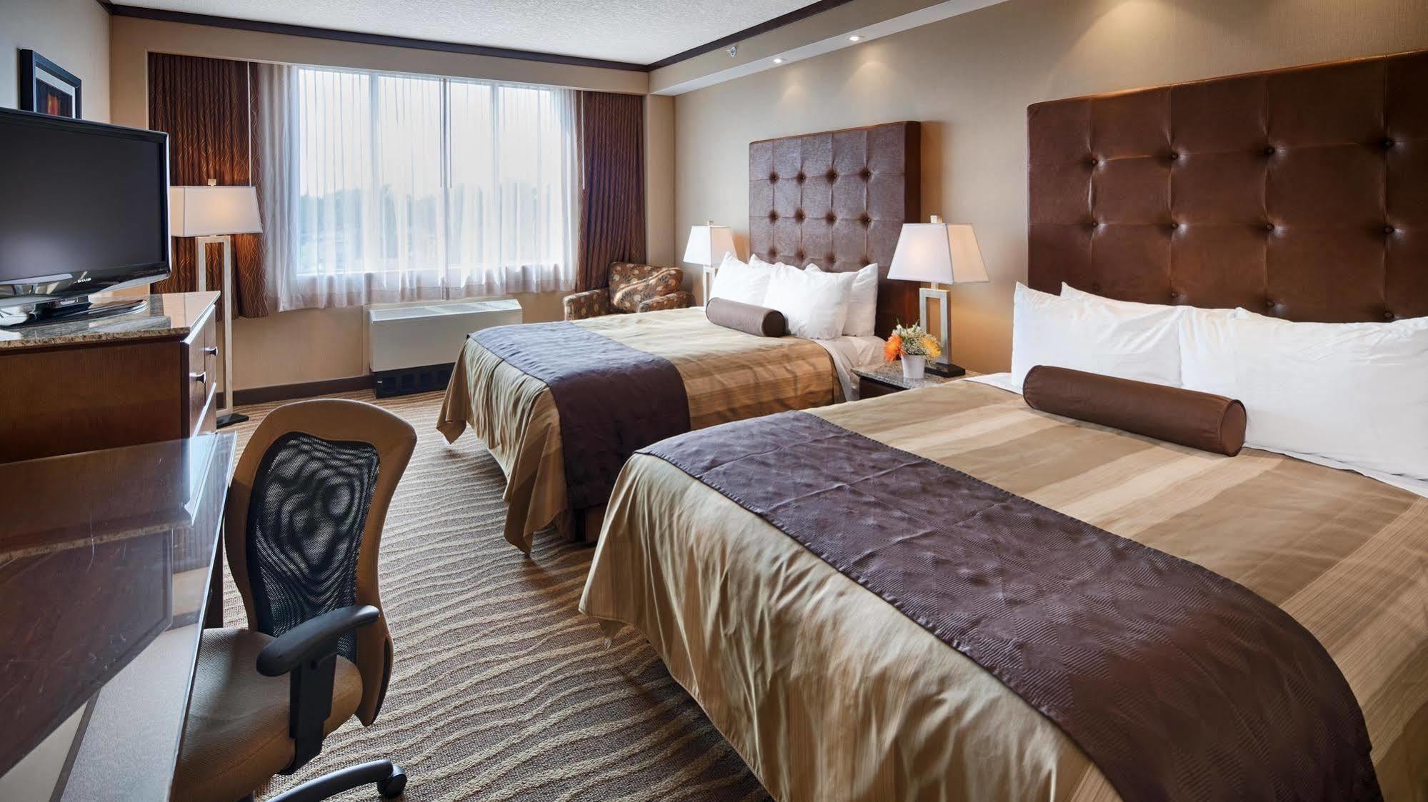 Hotel Western Premier Denham & 3*